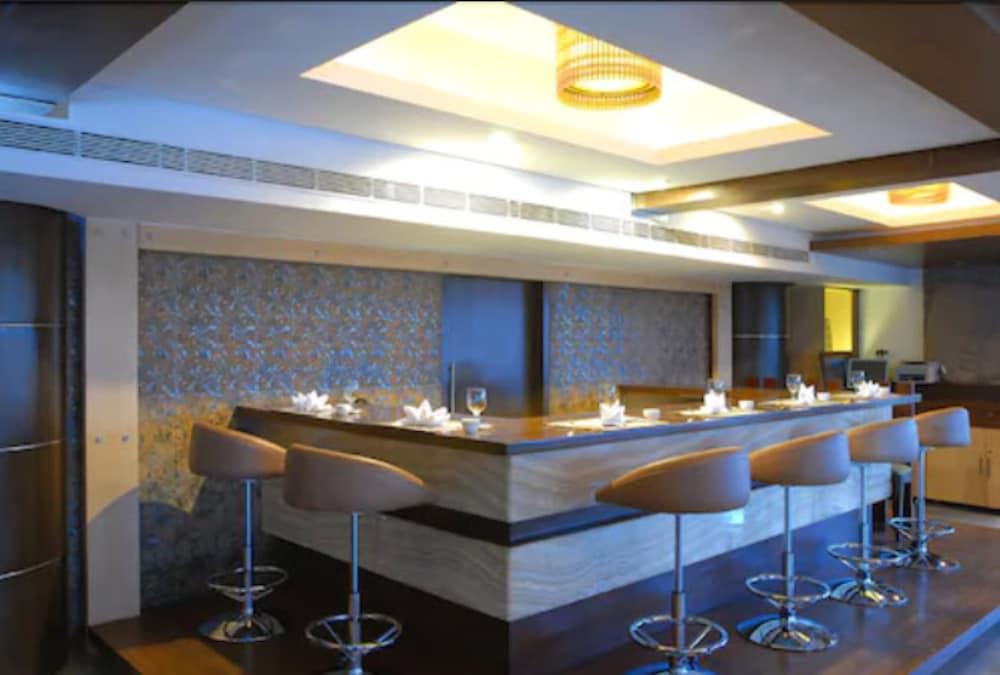 Peninsula Grand Hotel Mumbai Exterior foto